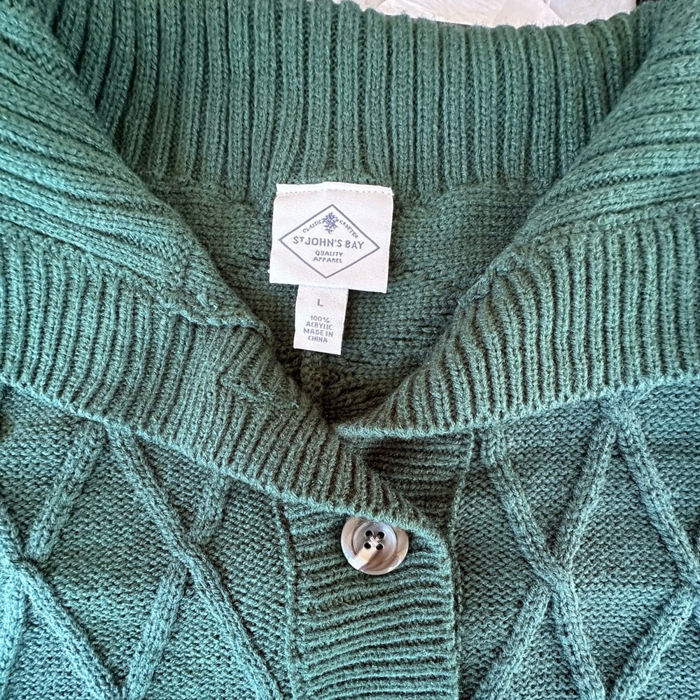 St. Johns Bay Dark Forest Green Cable Knit Sweater Poncho Size L - Picture 4 of 8